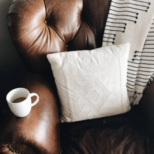 Brown Leather Sofa - 画像 (3)